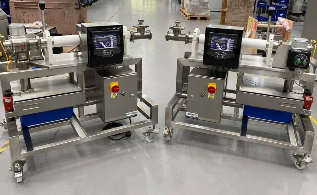 Fortress Metalldetektorer for sjekk av fremmedlegemer i deiger, farser og andre produkter med høy viskositet.