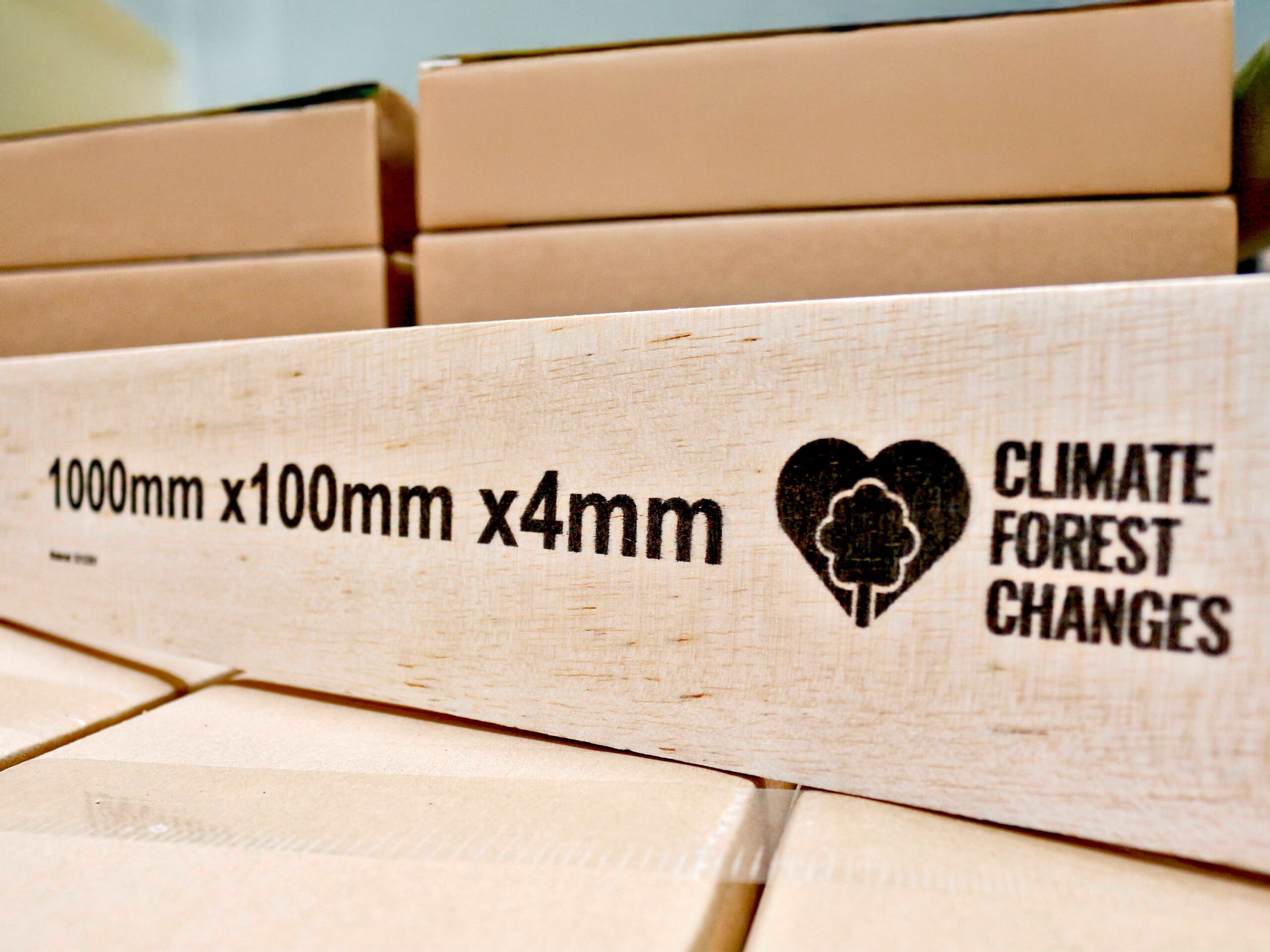 Markoprint Integra PPRazr egner seg godt for merking på trevarer.